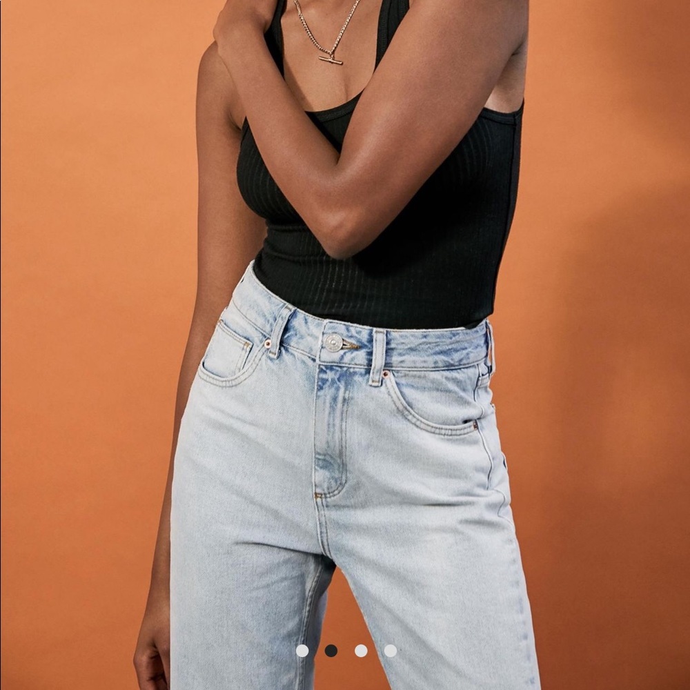 BDG high waisted mom jeans 28W 32L